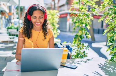 ¿Piensas emprender este verano? Cinco claves para iniciar tu negocio
